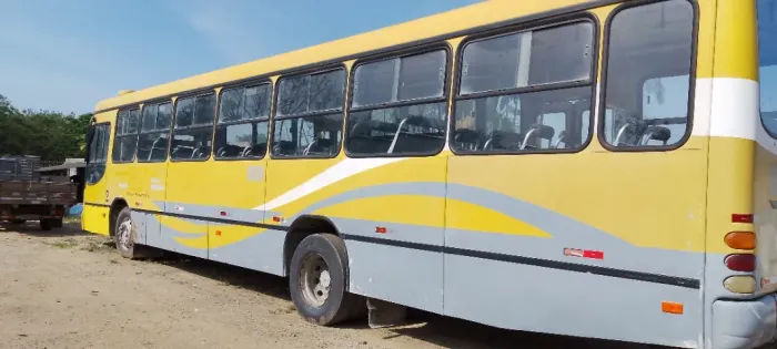 Mercedes 1620 52 lugares 