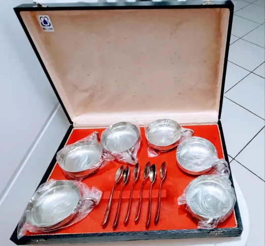 Conjunto de sobremesa em prata Bellini