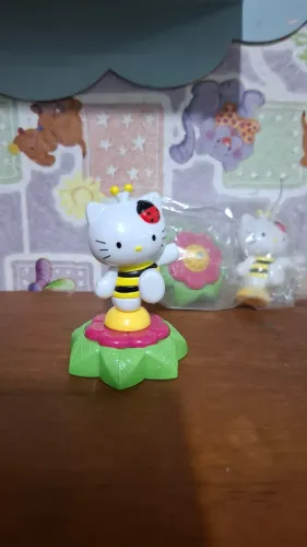 Hello kitty Abelinha nova