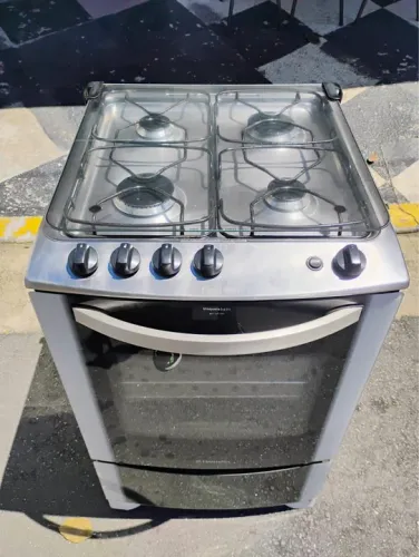 Fogão Eletrolux com forno 