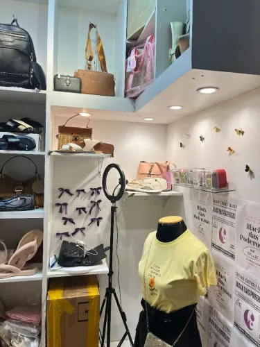 Vendo box no centro fashion Setor amarelo