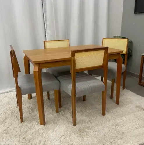 Mesa de Jantar Alegra 1.20×0.80 Com 4 Cadeiras Grécia - Madeira Maciça