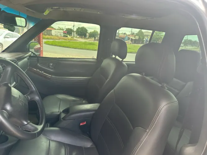 Chevrolet S10 Pick-up Exec. 2.8 4X4 CD TB Int.dies 2010