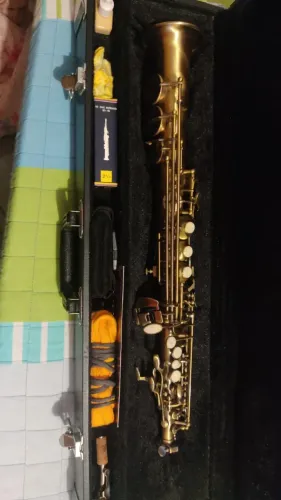 VENDO SAXOFONE RETO EAGLE   SP502 ESCOVADO 