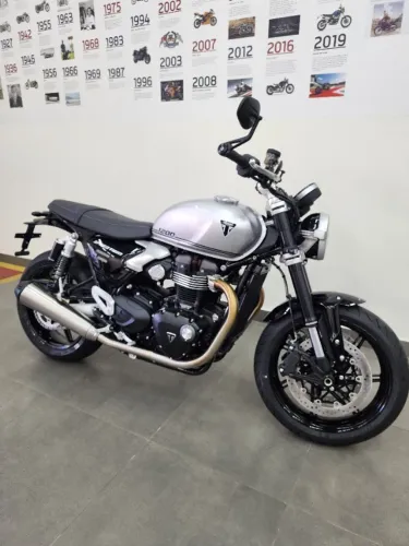 TRIUMPH SPEED TWIN 1200 STD - 2025