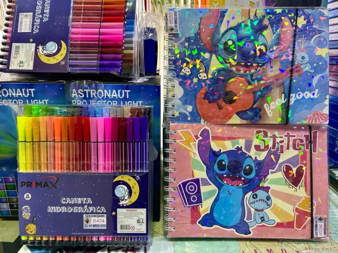 Livros de Colorir ?Stitch? / Canetinhas Hidrográficas 