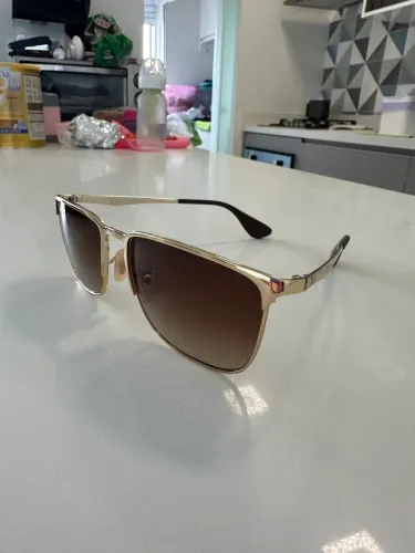 Óculos RayBan Dourado Usado