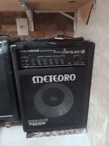 Amplificador de Baixo Meteoro Star Black 12 Vulcano