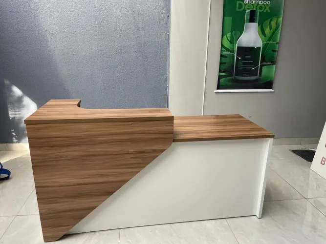 MESA DE RECEPÇÃO ATENDIMENTO - MÓVEIS IKONMIXOFFICE