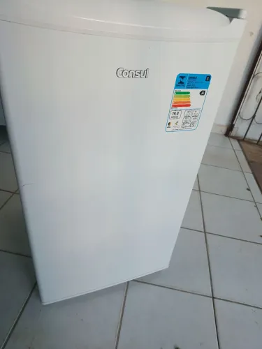 Frigobar consul 120lts semi novo 