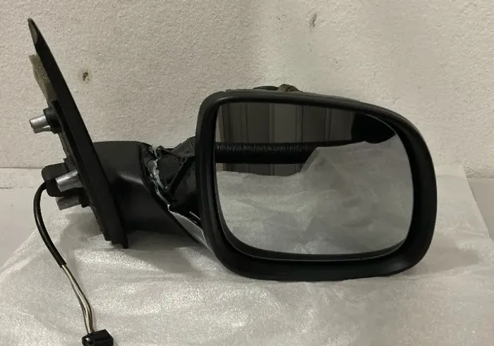 RETROVISOR VOLKSWAGEN AMAROK 2014 em diante ELETRICA EXTERNO PRIMER DIREITO com capa