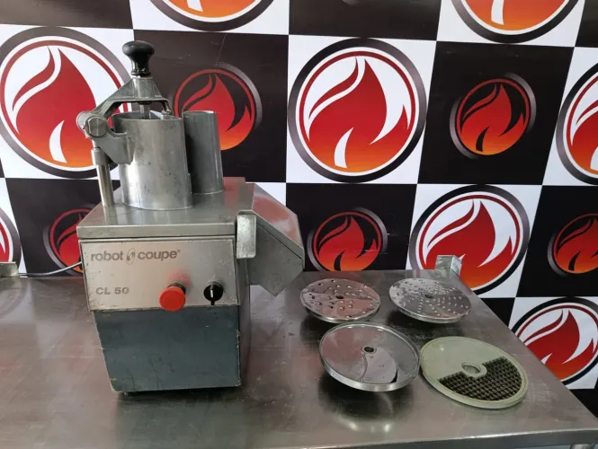 Processador industrial 220V robot coupe modelo  CL 50 funcionando perfeitamente