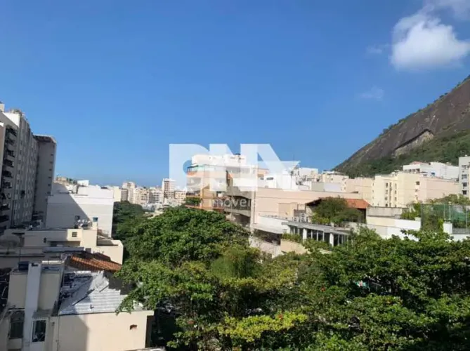 Apartamento : / Residencial / Copacabana