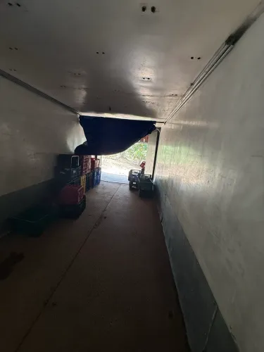 Baú refrigerado pra caminhao