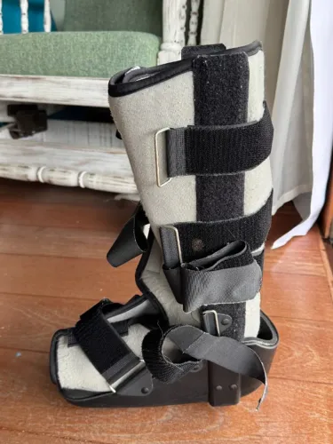 Bota Imobilizadora Longa Actimove Walker M