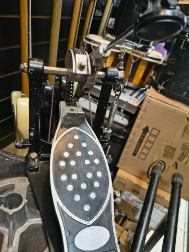 Pedal de bateria single prime one europe América corrente dupla perfeito estado