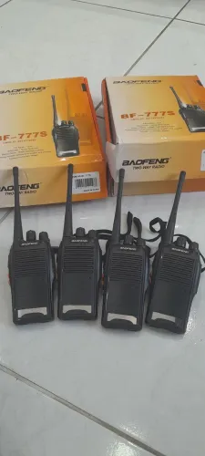 4 rádios comunicador Baofeng walkie talki comunicação novo