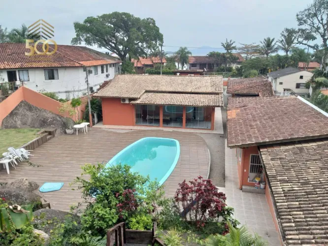 Casa à venda, 250 m² por R$ 3.500.000,00 - Ponta das Canas - Florianópolis/SC