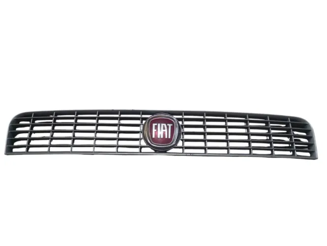 Grade Dianteira Do Radiador Fiat Punto 2008 2012 Com Detalhe