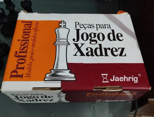 Conjunto de peças para jogo de xadrez profissional Jaehrig.