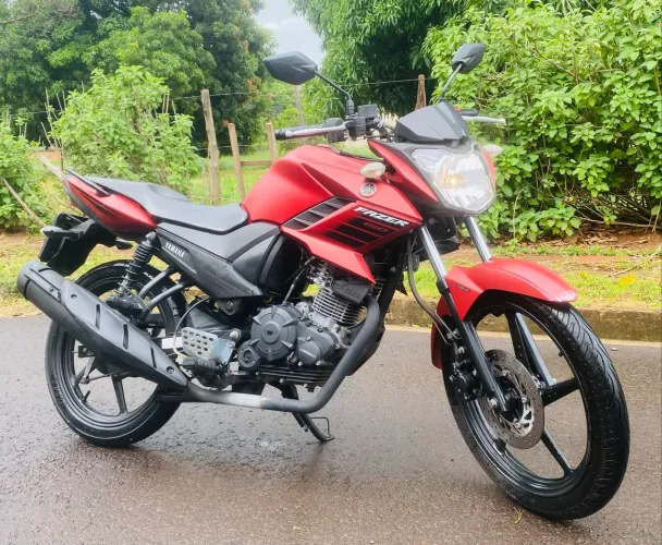 Motos Yamaha YS 150 Fazer Sed/ Flex no Brasil