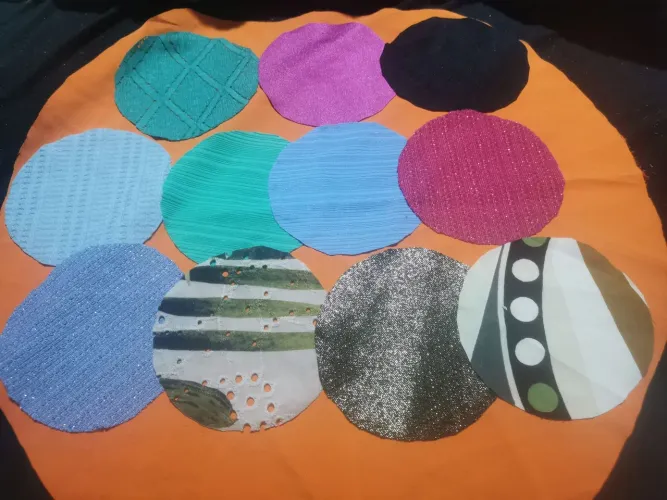 Retalhos de tecidos redondo tam 10cm
