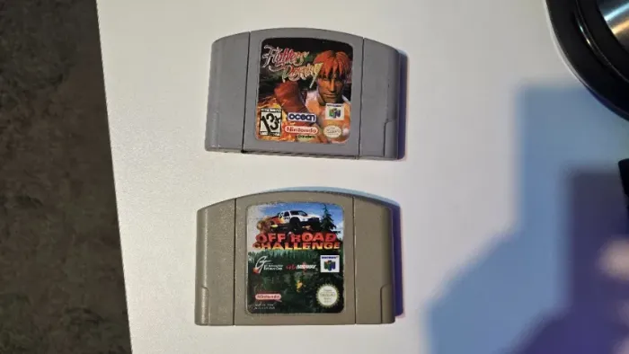 Dois jogos originais de Nintendo 64 N64: Off-Road Challenge e Fighters Destiny