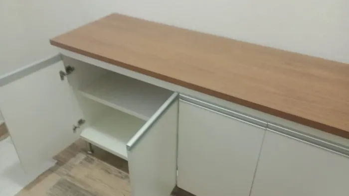 Armário balcão 1,60 branco com amadeirado 100% MDF
