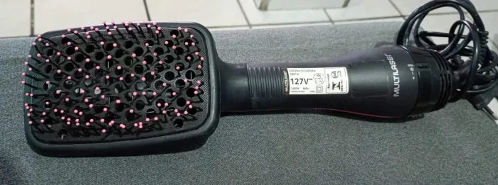 Escova elétrica 110 v  usada funcionando ok