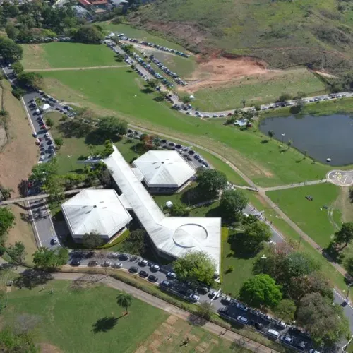 Jazigo Perpétuo Bosque da Esperança 