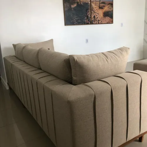 Sofá de Canto em Suede Bege - Novo