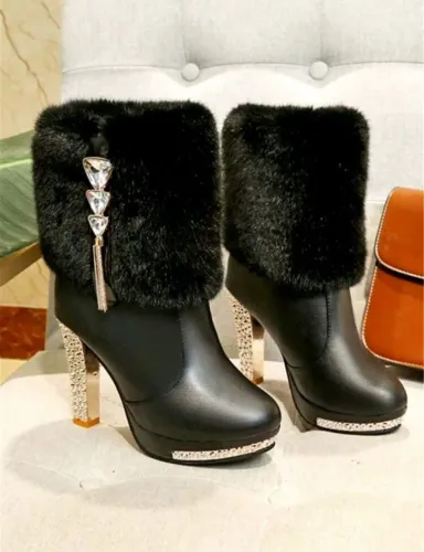 Bota Feminina Luxo Nova Pronta Entrega