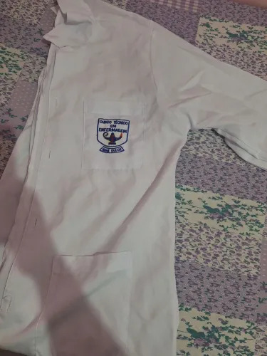 Jaleco escola Irmã Dulce