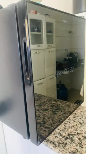 Vendo adega philco toutch espelhada