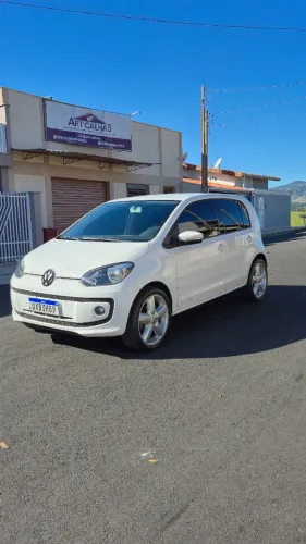 Volkswagen Up! High 1.0 Total Flex 12V 5P 2015