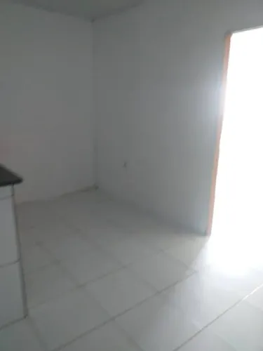 Kitnet albano franco incluso água e luz