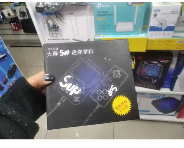MINI VIDEOGAME PORTÁTIL SUP - TELA 3 LED