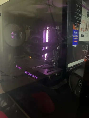 Ryzen 7 5700x3D usado