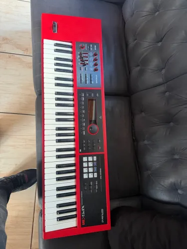 TECLADO  ROLAND XPS-30