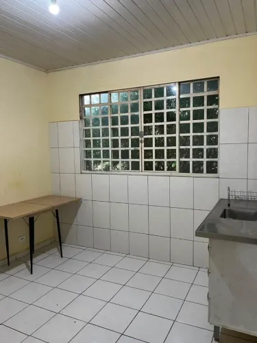 Alugo kitnet no Centro de Araucária