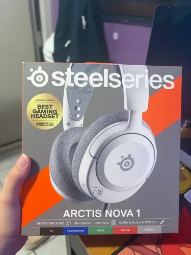 Headset Steelseries arctis nova 1