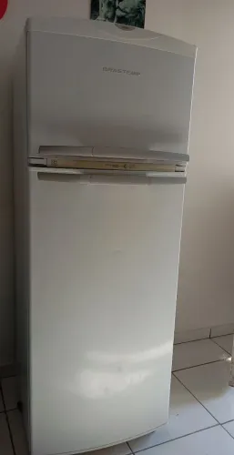 Vende-se Geladeira Brastemp