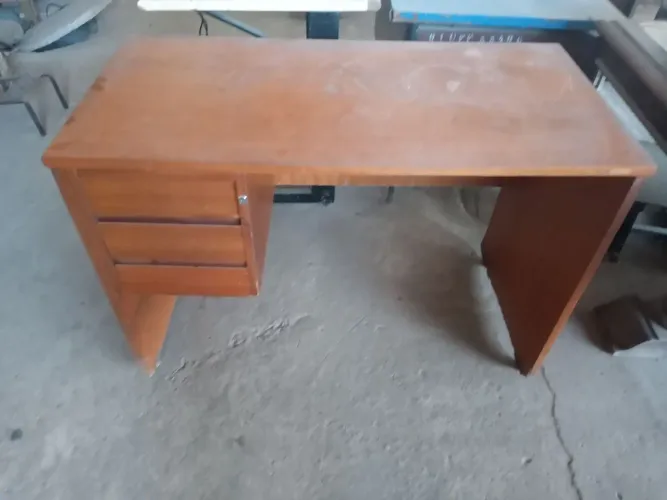 Mesa para estudo/escritório
