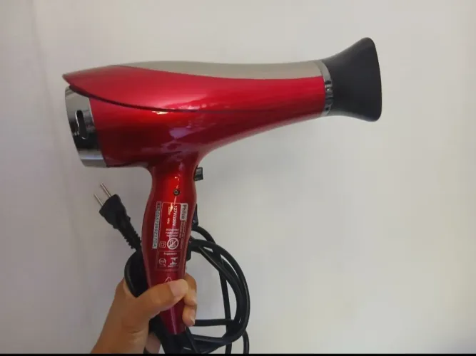 Vendo um SECADOR DE CABELO PROFISSIONAL PHILCO