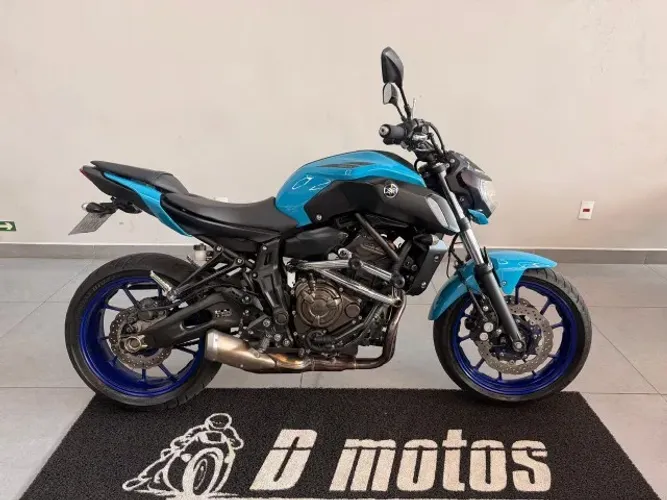 YAMAHA MT-07