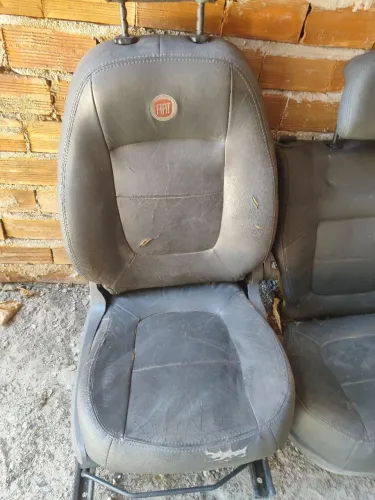 Jogo Banco Bancada Carro Fiat Palio Attractive/ Argo / Punto 