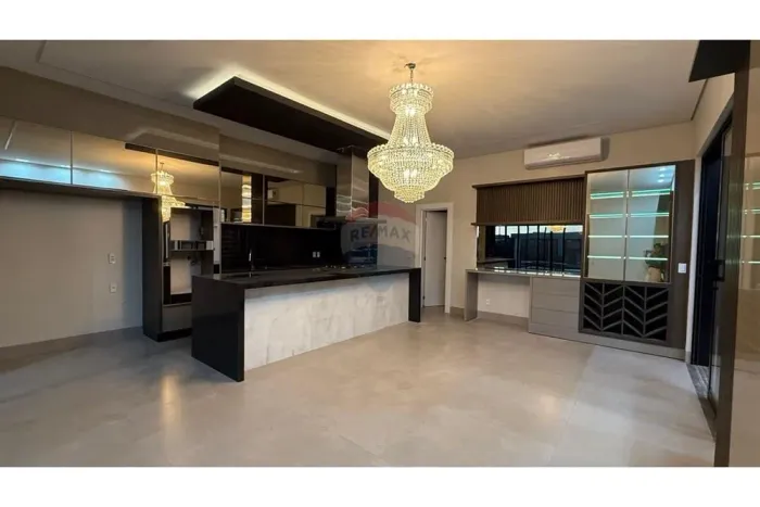 vende casa Condomínio Royal Boulervad