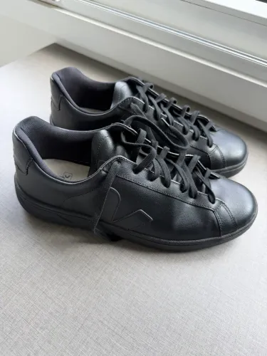 Vert Couro Preto 41