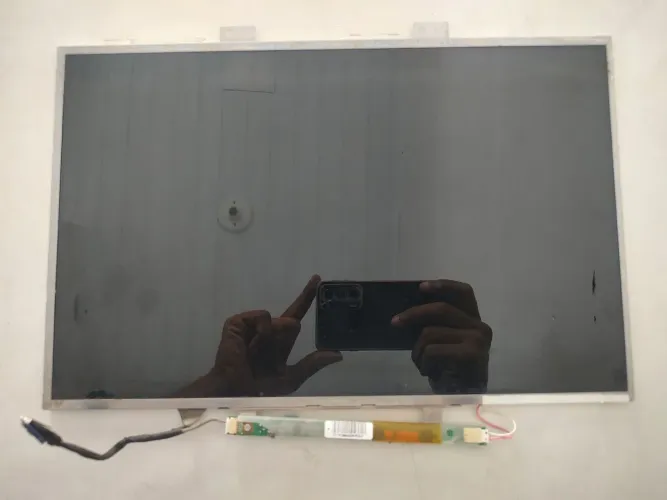 Tela 15.4" CCFL LTN154X3-L01 para Notebook HP Compaq Dell vostro