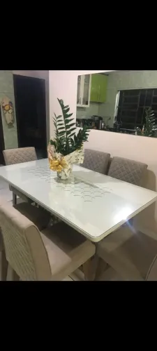 Mesa moderna 4 lugares 